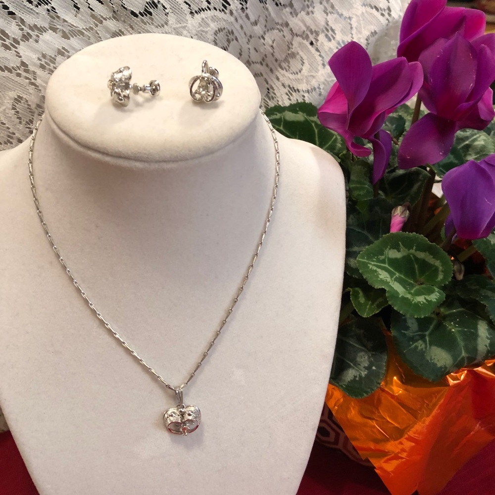 Sterling Espo Matching Necklace & Earrings Set